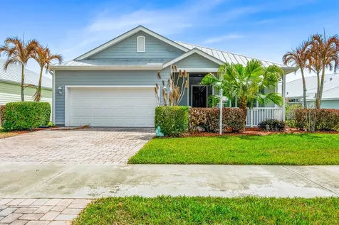 615 Ne Canoe Park Circle Port Saint Lucie FL 34983