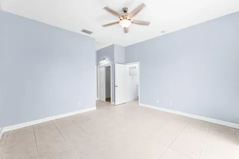 615 Ne Canoe Park Circle Port Saint Lucie FL 34983