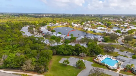 615 Ne Canoe Park Circle Port Saint Lucie FL 34983