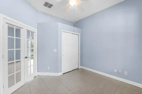 615 Ne Canoe Park Circle Port Saint Lucie FL 34983