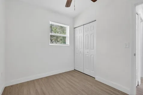3600 Sw 46th Avenue West Park FL 33023