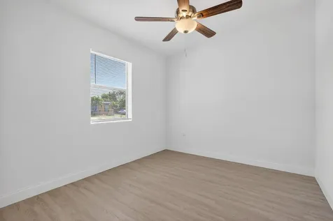 3600 Sw 46th Avenue West Park FL 33023