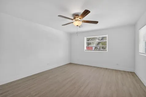 3600 Sw 46th Avenue West Park FL 33023