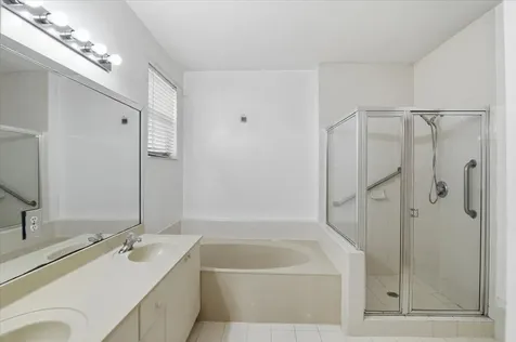 15062 Sw 11th Street Miami FL 33194