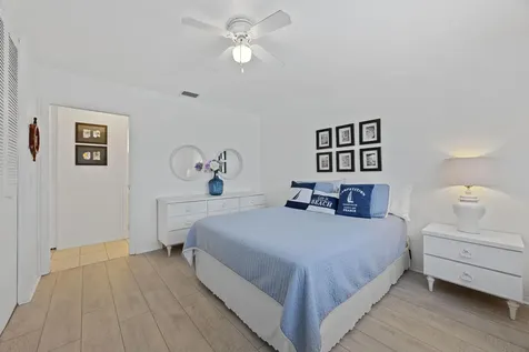 2735 Dudley Drive West Palm Beach FL 33415