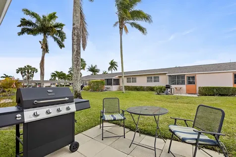 2735 Dudley Drive West Palm Beach FL 33415