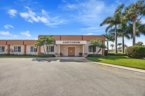 2735 Dudley Drive West Palm Beach FL 33415