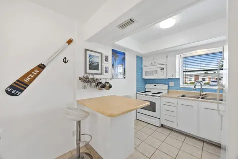2735 Dudley Drive West Palm Beach FL 33415