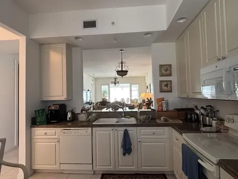 24 Harbour Isle Drive Fort Pierce FL 34949