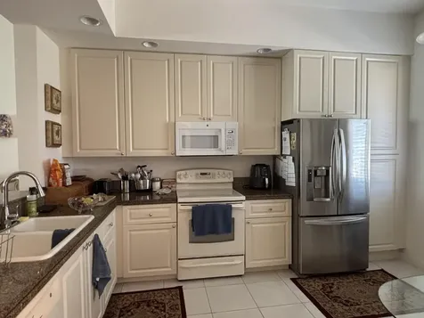 24 Harbour Isle Drive Fort Pierce FL 34949