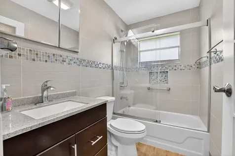 620 Brittany M Delray Beach FL 33446