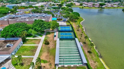 620 Brittany M Delray Beach FL 33446