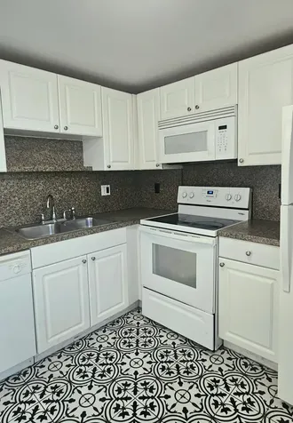 1505 Crescent Circle Lake Park FL 33403