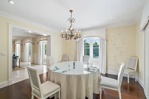 210 Emerald Lane Palm Beach FL 33480