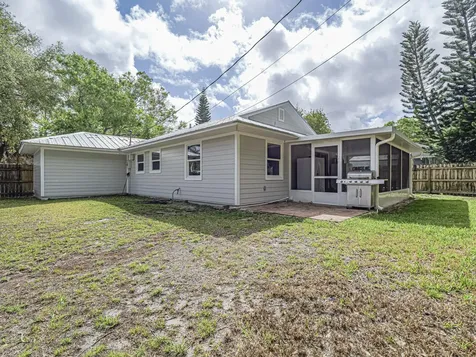 2445 88th Court Vero Beach FL 32966