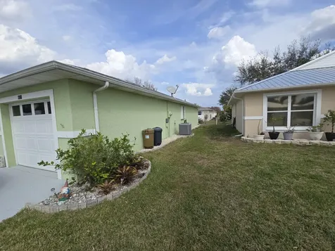 6621 Picante Circle Fort Pierce FL 34951