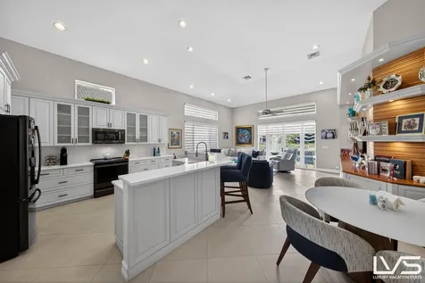 12544 Nw 60th Place Coral Springs FL 33076