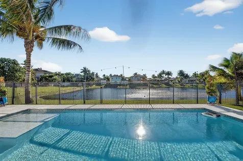 6647 Houlton Circle Lake Worth FL 33467