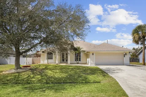 2526 Sw Abney Street Port Saint Lucie FL 34953