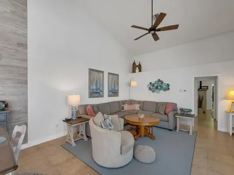 1687 Aynsley Way Vero Beach FL 32966
