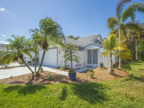 1687 Aynsley Way Vero Beach FL 32966