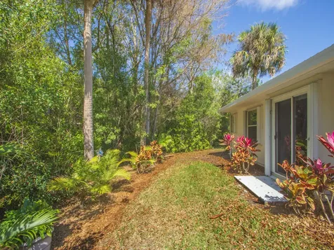1687 Aynsley Way Vero Beach FL 32966