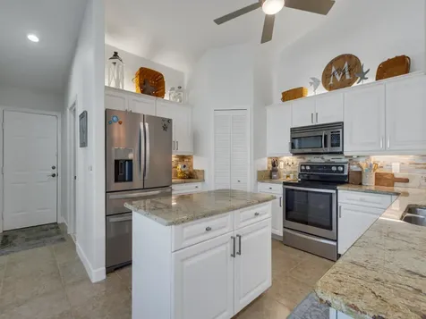 1687 Aynsley Way Vero Beach FL 32966