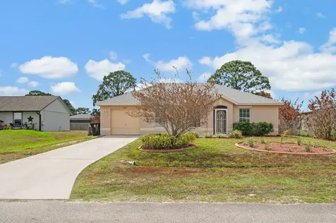 444 SW Exmore Avenue Port Saint Lucie FL 34983
