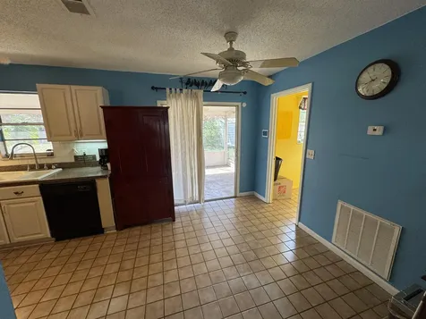 582 Se Karrigan Terrace Port Saint Lucie FL 34983