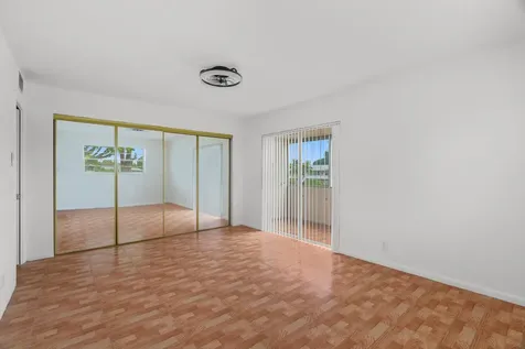 346 Windsor O West Palm Beach FL 33417