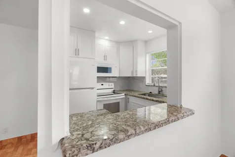 346 Windsor O West Palm Beach FL 33417