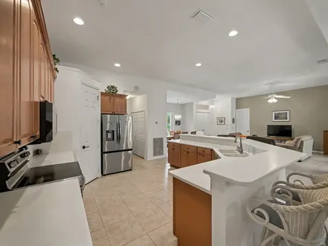 8122 Sw Yachtsmans Drive Stuart FL 34997