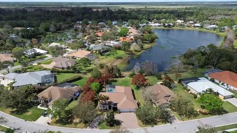 8122 Sw Yachtsmans Drive Stuart FL 34997