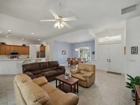 8122 Sw Yachtsmans Drive Stuart FL 34997