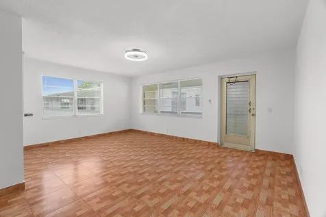 346 Windsor O West Palm Beach FL 33417