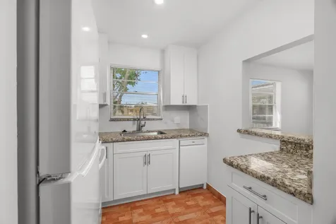 346 Windsor O West Palm Beach FL 33417