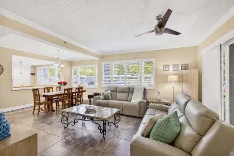 911 Oak Harbour Drive Juno Beach FL 33408