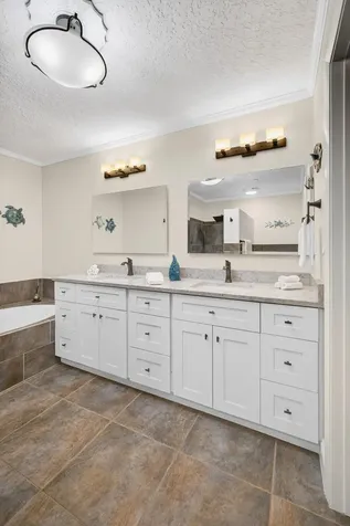 911 Oak Harbour Drive Juno Beach FL 33408