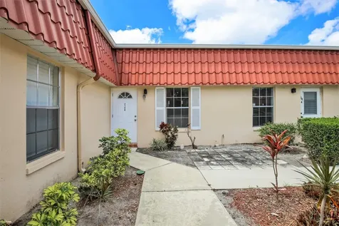 714 Nantucket Circle Lake Worth FL 33467