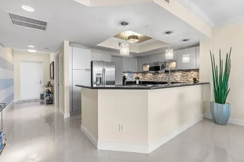 2650 Lake Shore Drive Riviera Beach FL 33404