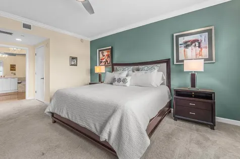2650 Lake Shore Drive Riviera Beach FL 33404