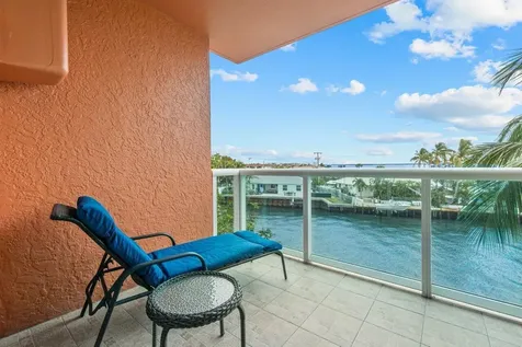 2650 Lake Shore Drive Riviera Beach FL 33404