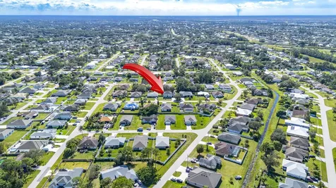 2056 SW Grant Avenue Port Saint Lucie FL 34953