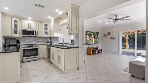 9249 Affirmed Lane Boca Raton FL 33496