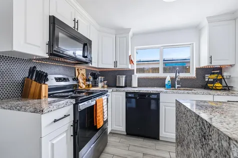 253 Sw 2nd Court Deerfield Beach FL 33441
