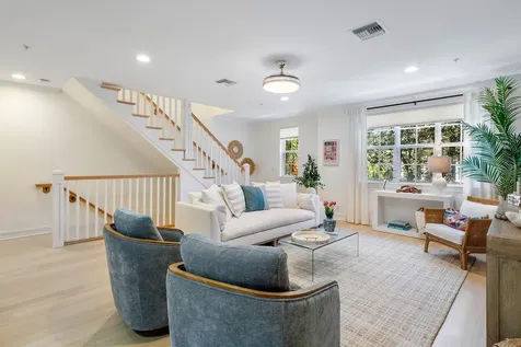 329 W Mallory Circle Delray Beach FL 33483
