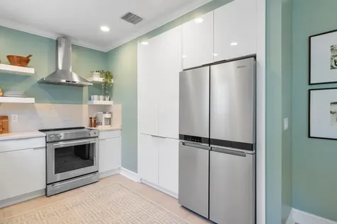 329 W Mallory Circle Delray Beach FL 33483