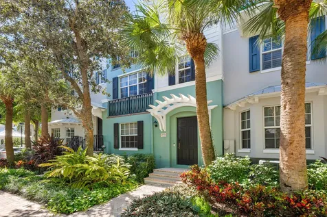 329 W Mallory Circle Delray Beach FL 33483