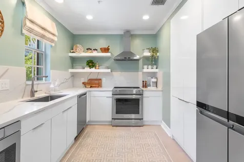 329 W Mallory Circle Delray Beach FL 33483