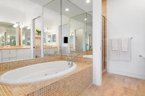 329 W Mallory Circle Delray Beach FL 33483